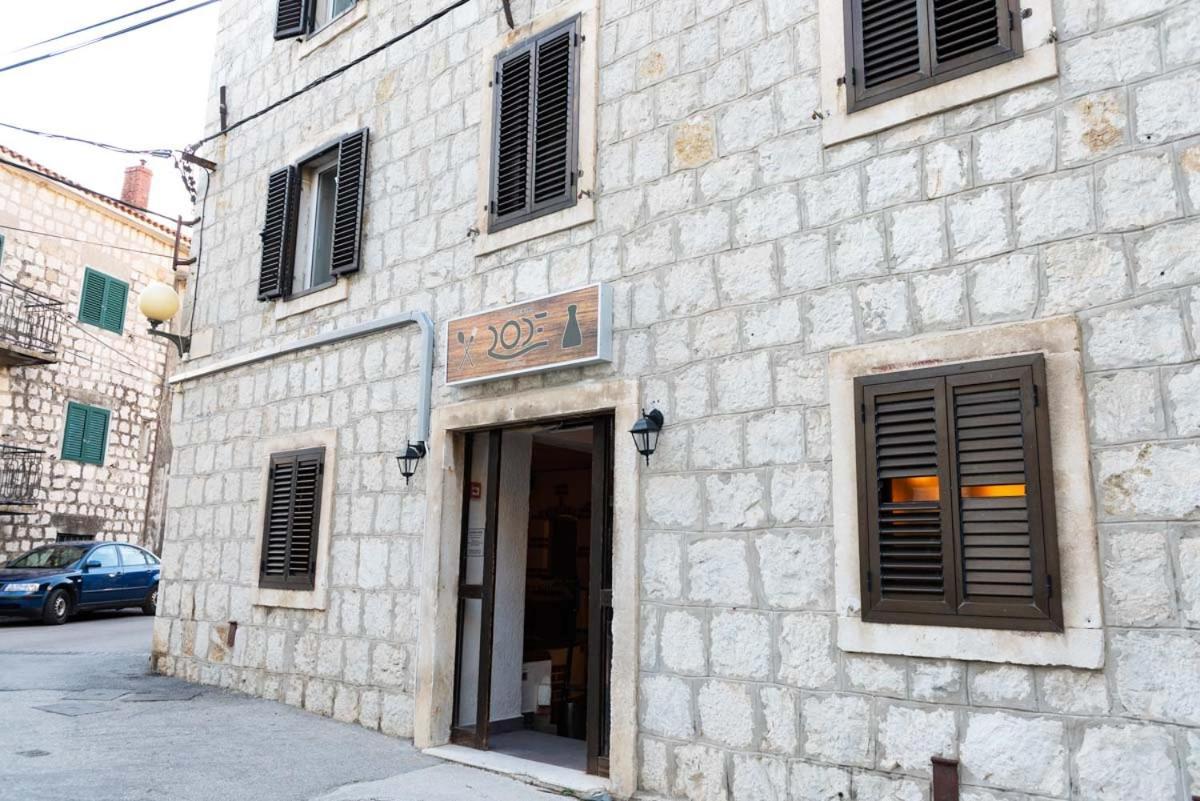 Apartments Magli Kaštela Kültér fotó