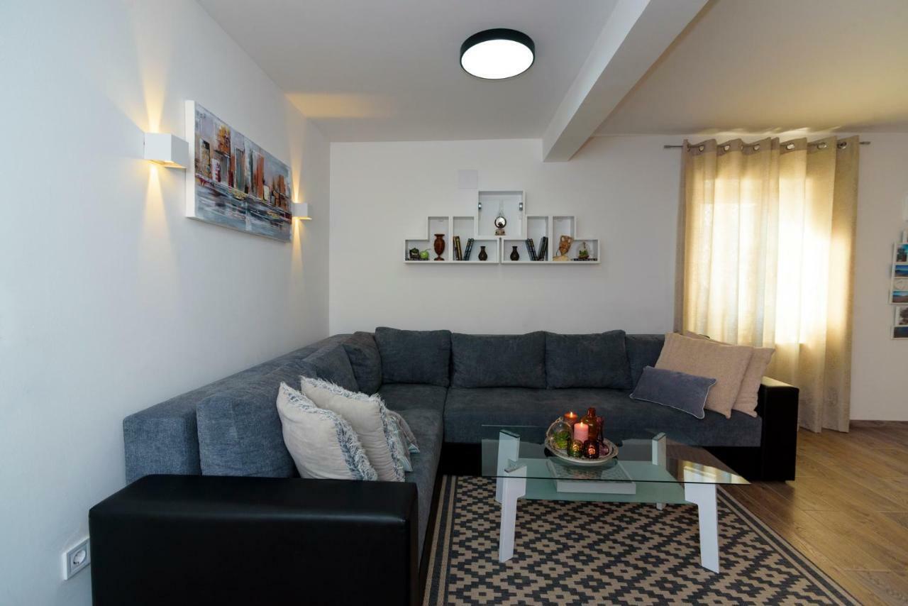 Apartments Magli Kaštela Kültér fotó