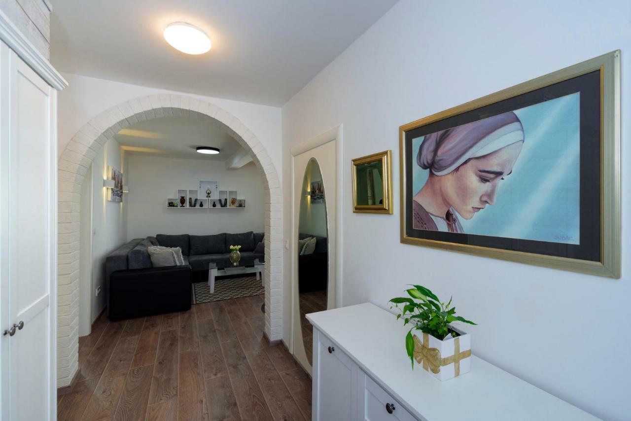 Apartments Magli Kaštela Kültér fotó